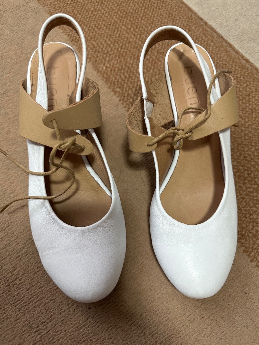 Bueno heels